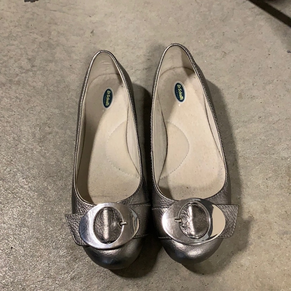 Dr. Scholls 6M Silver Flats